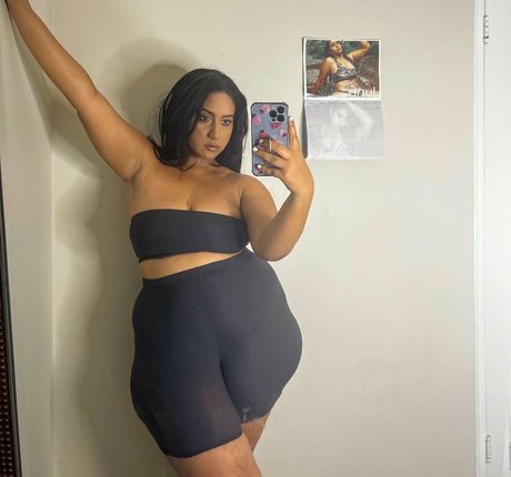 tianatee808 modèle de sexe images