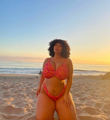 Katelyn Folasade actrice hd des photos