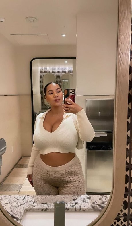 avaler du sperme uniquementfans nus sexy img