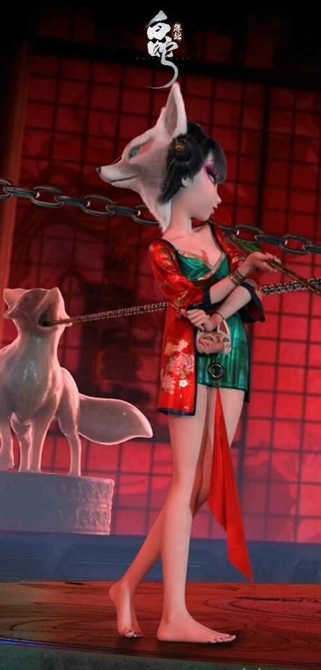 nobinova actrice chaude photos