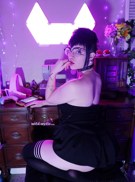 wildwylieafterhours modèle joli img