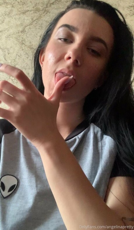 angelinapretty modèle exclusif images