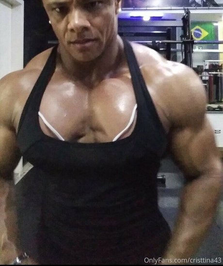 cristtina43 actrice exclusive photos