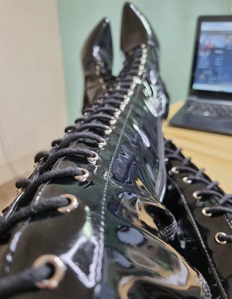 Goddess Alexi étoile exclusive des photos