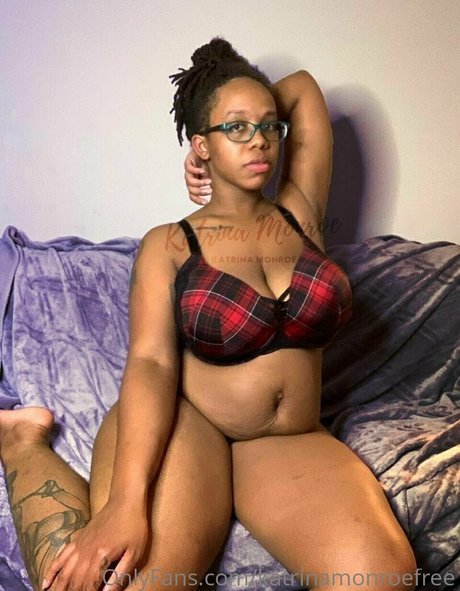 katrinamonroefree actrice exclusive photo