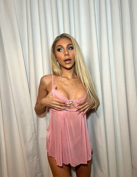 stassibelle étoile xxx des photos