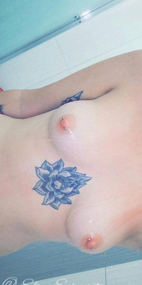 skyeserenity modèle gratuit des photos