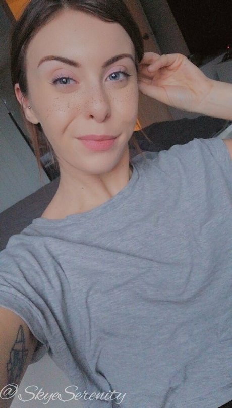 skyeserenity actrice adulte images