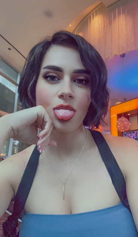 TSWG actrice exclusive images