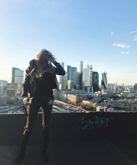 Daria Perel actrice nue archive