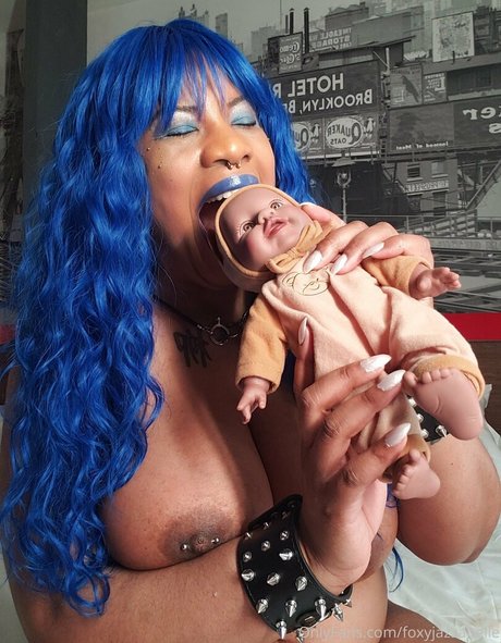 foxyjazzabelle étoile nue collection