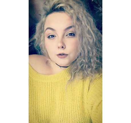 moniiquefox actrice hd photos