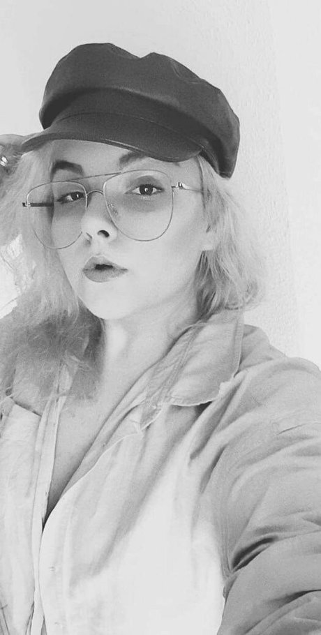 moniiquefox star du porno érotique archive