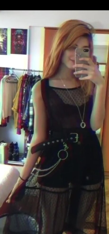 Danna Alquati modèle chaud galerie