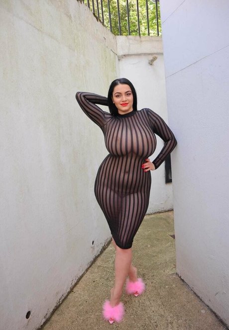 bklara111 star du porno belle img