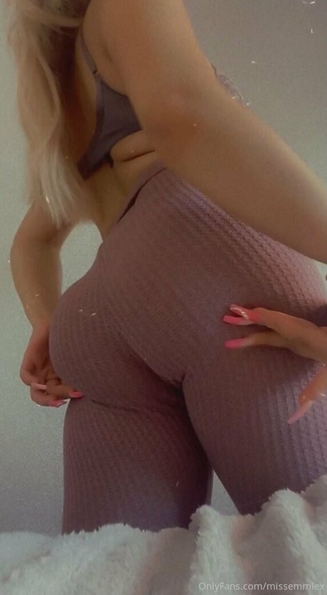 emilyexotics actrice érotique des photos