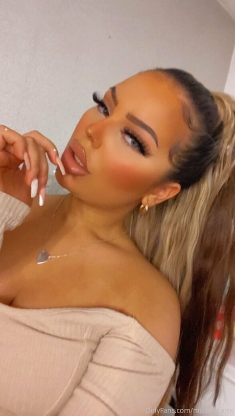 emilyexotics art star du porno des photos