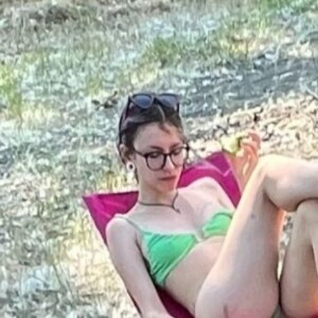 princessofhelle étoile gratuite image