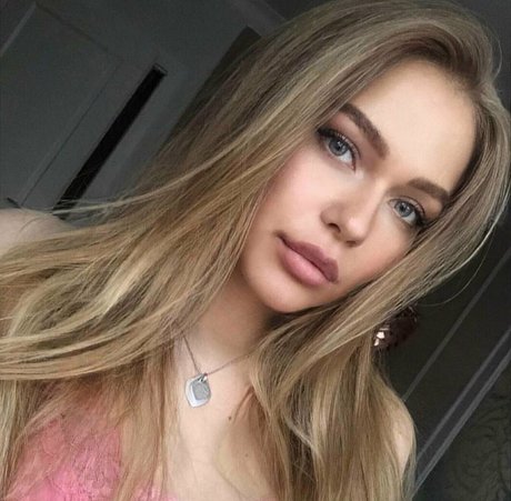 hottestvenus actrice artistique galeries