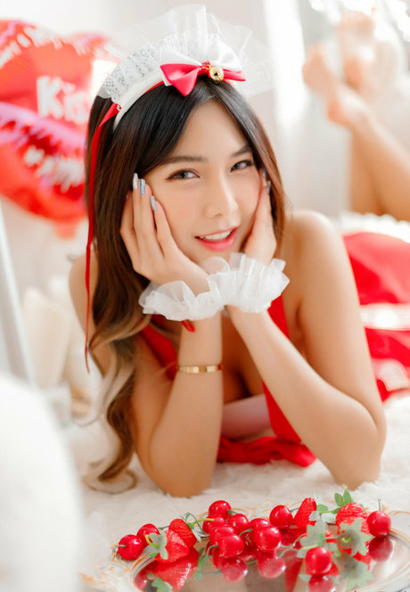 baibaifern actrice sexy galerie