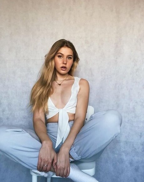 cirizzzle étoile nue galeries