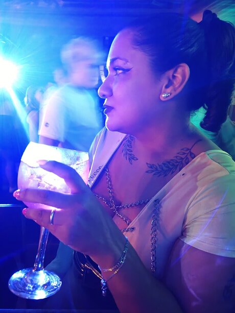 Hina Rose_ étoile adulte galerie