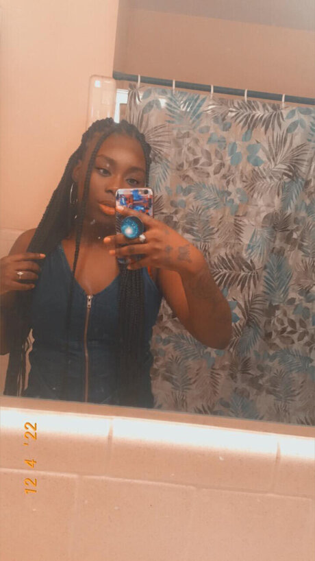 diyahhboo actrice chaude image