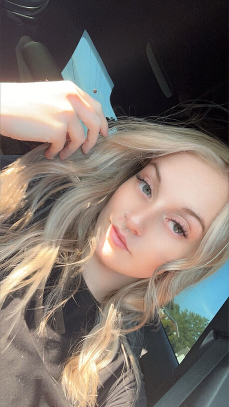 Emily Paige actrice xxx photos