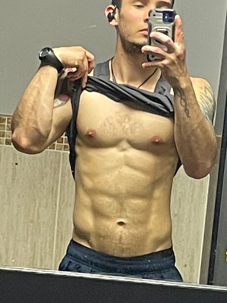 Atlaz boy star du porno photo