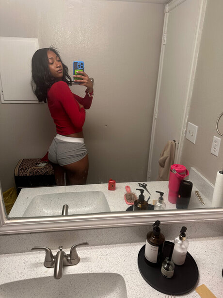 Yofavchocolate_ modèle adulte galerie