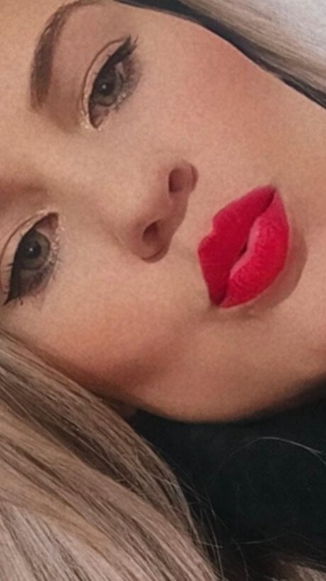 Fernanda Oliveira étoile de haute qualité image