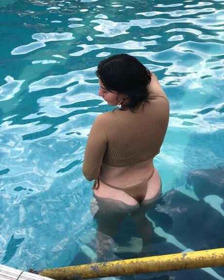 Akane Kendo nus étoiles photos