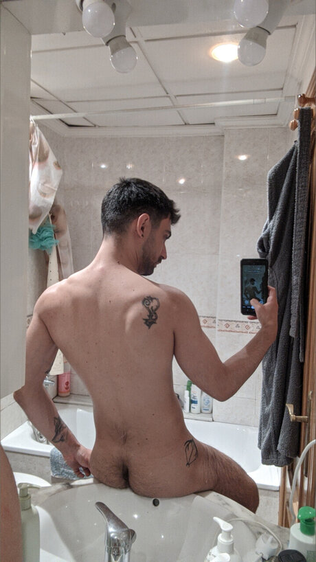 Artemise nus star du porno photos