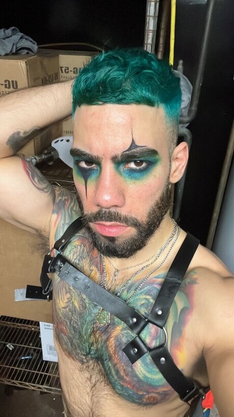 Papi Suave étoile chaude des photos