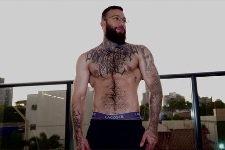 Lucas Guerra actrice de nus photos