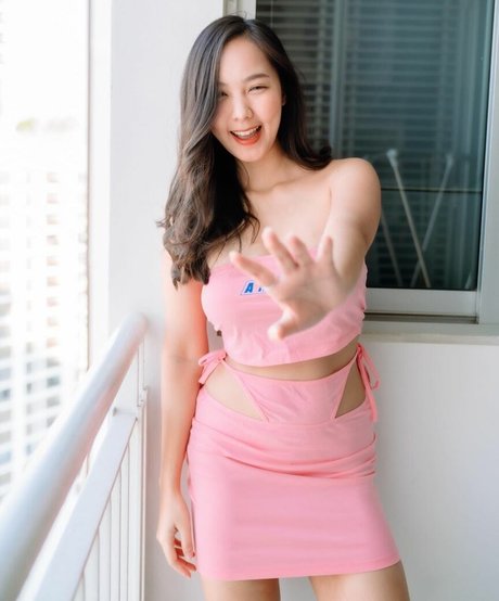 Nachpatcharawee star érotique galerie