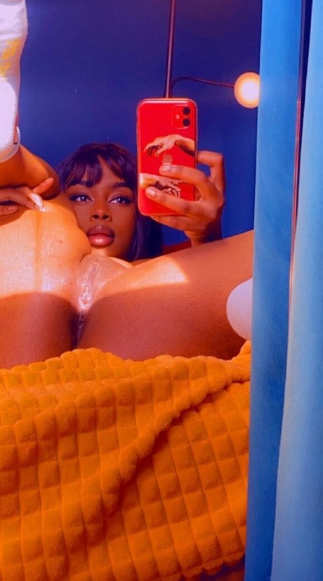 xxxsevn belle étoile des photos