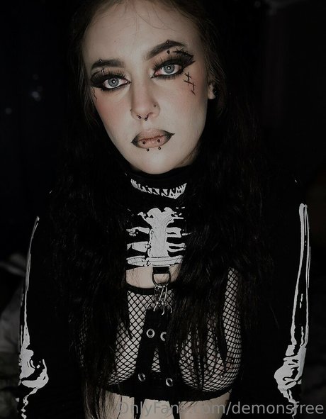 demonsfree modèle porno archive