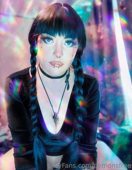 demonsfree modèle hd des photos