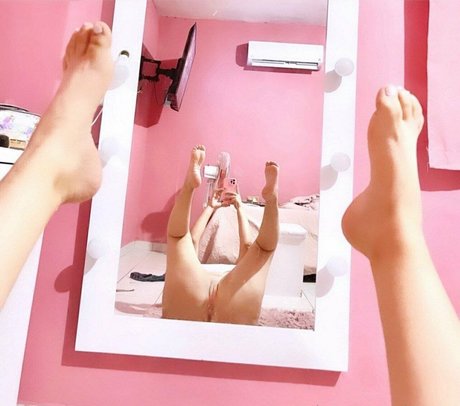 itzaa28 actrice sexy image