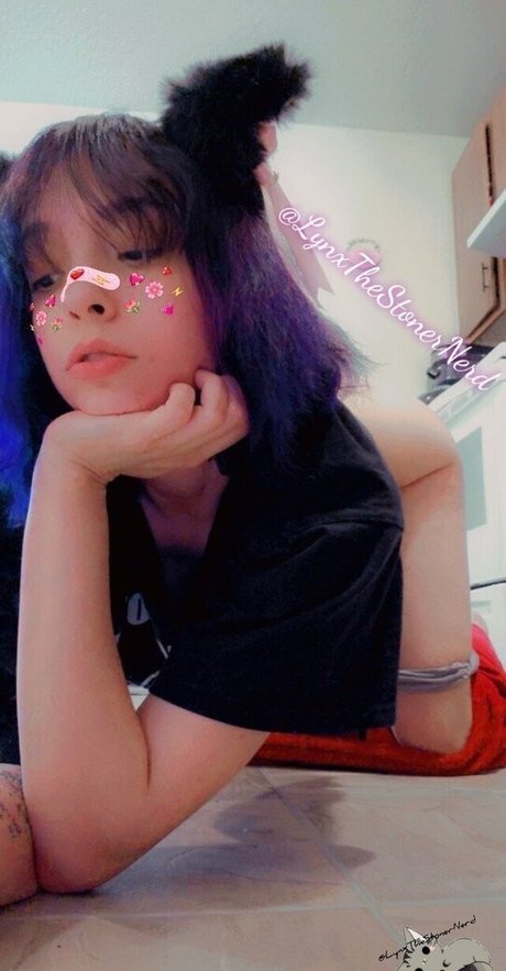 lynx babe actrice artistique images