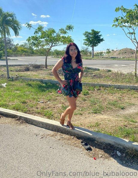 lesbiennes strapon onlyfans exclusivité érotique photos