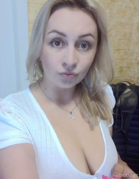 anna bellla modèle image