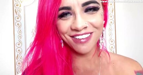 Debora Fantine star du porno nue galerie