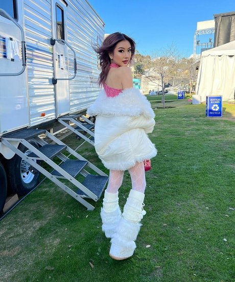 DJ Camgirl star du porno parfaite galeries