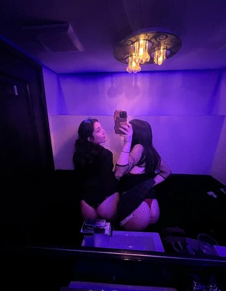 Emmac cb modèle nu img