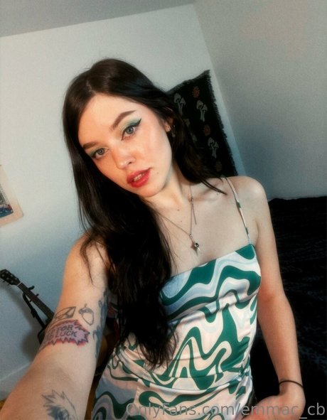 Emmac cb actrice de nus archive