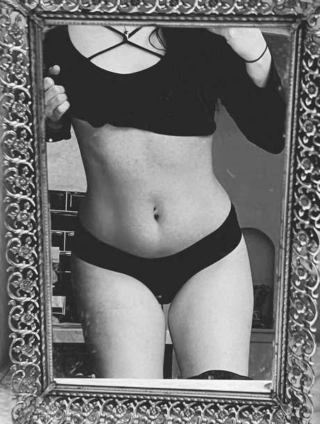 Emmac cb belle actrice photo