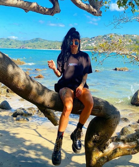 Poxleitner star exclusive image