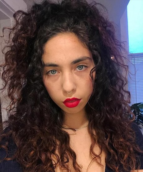 Indigo De Souza belle star du porno photos